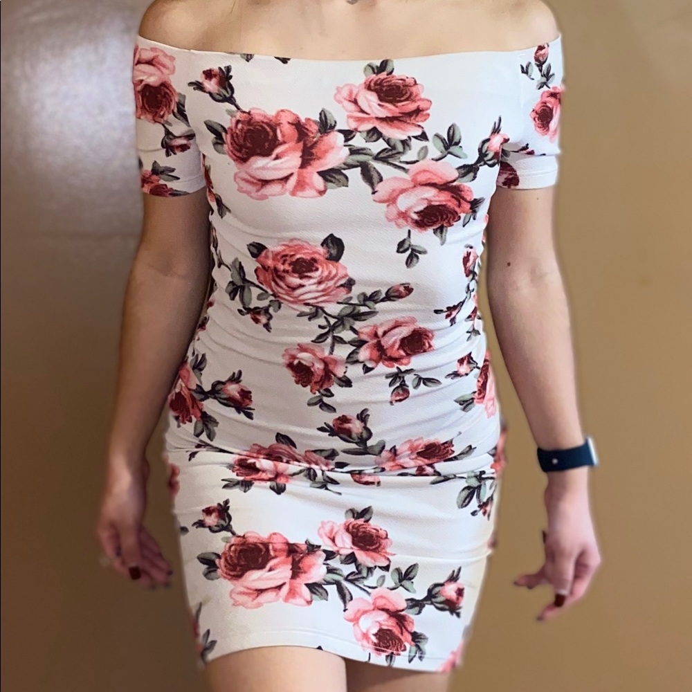Floral dress 💐